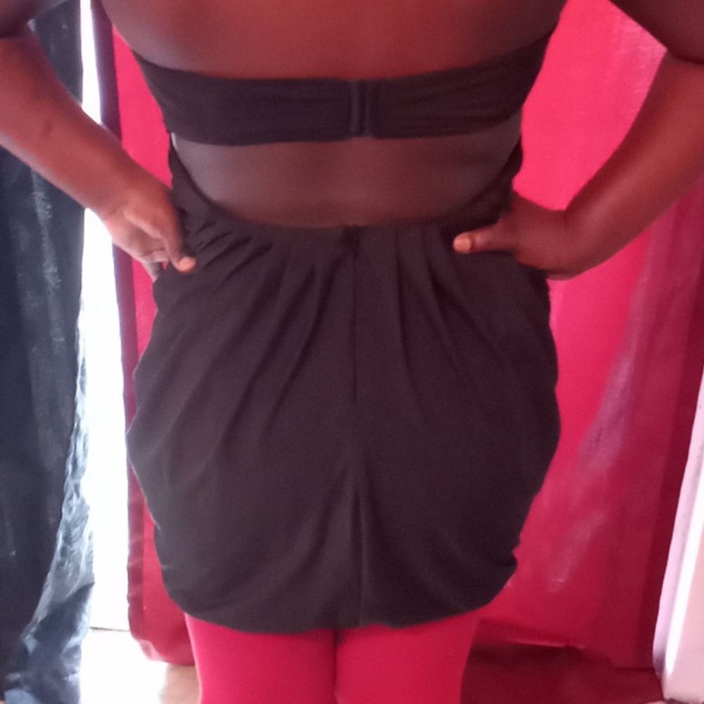 Dress - Picture 4 of 4